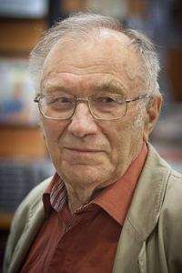 Станислав Куняев - "В борьбе неравной двух сердец"